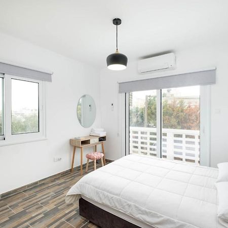 Happy Stay Apartment - Halefka Court Larnaca Exterior photo